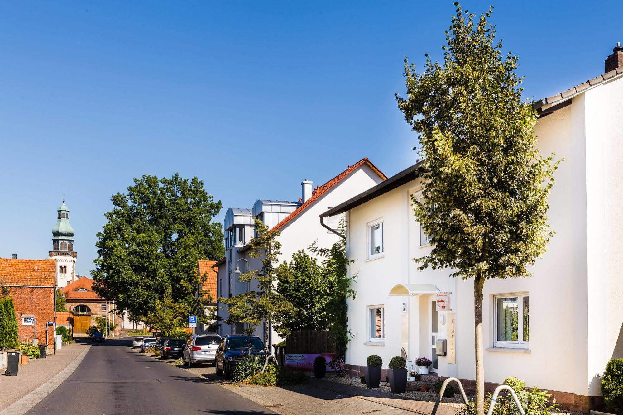 Pension & Appartments Landhaus Bettina Fulda Exterior foto